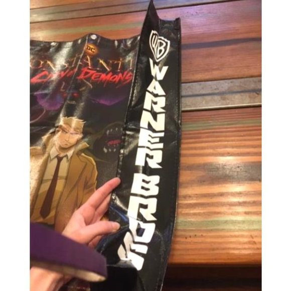 SOLD - Comic-Con Exclusive Bag & Rare Collectible DC Pin - Picture 5 of 6